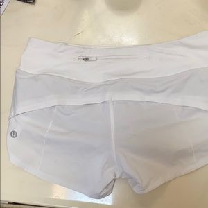 Lululemon speed up shorts size4. I